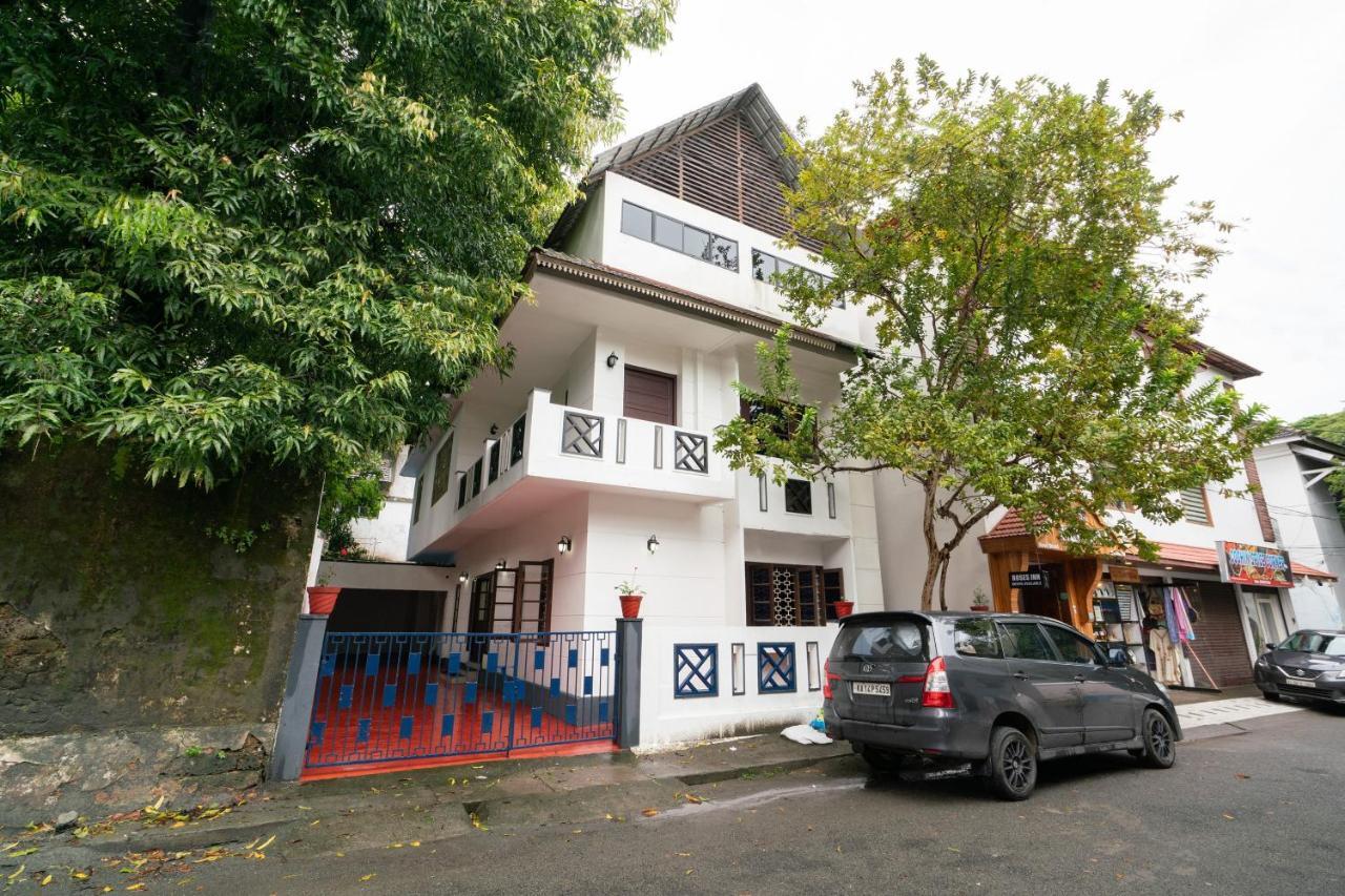 Oyo Home 63551 Pleasant Stay Near Fort Kochi Beach Exterior foto