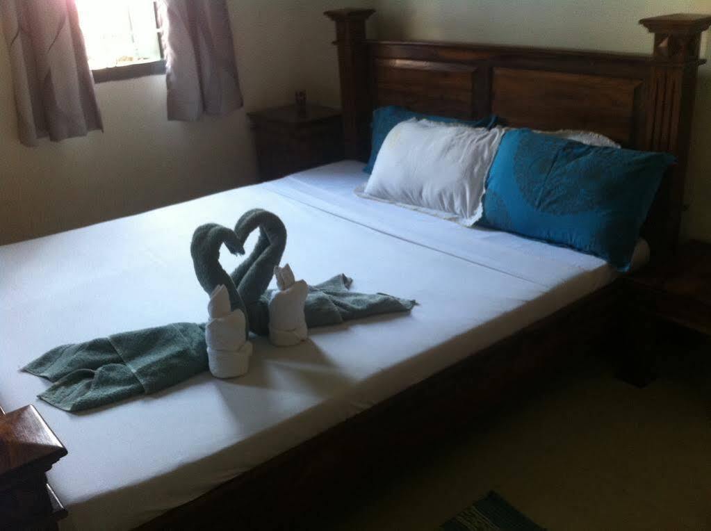 Oyo Home 63551 Pleasant Stay Near Fort Kochi Beach Exterior foto
