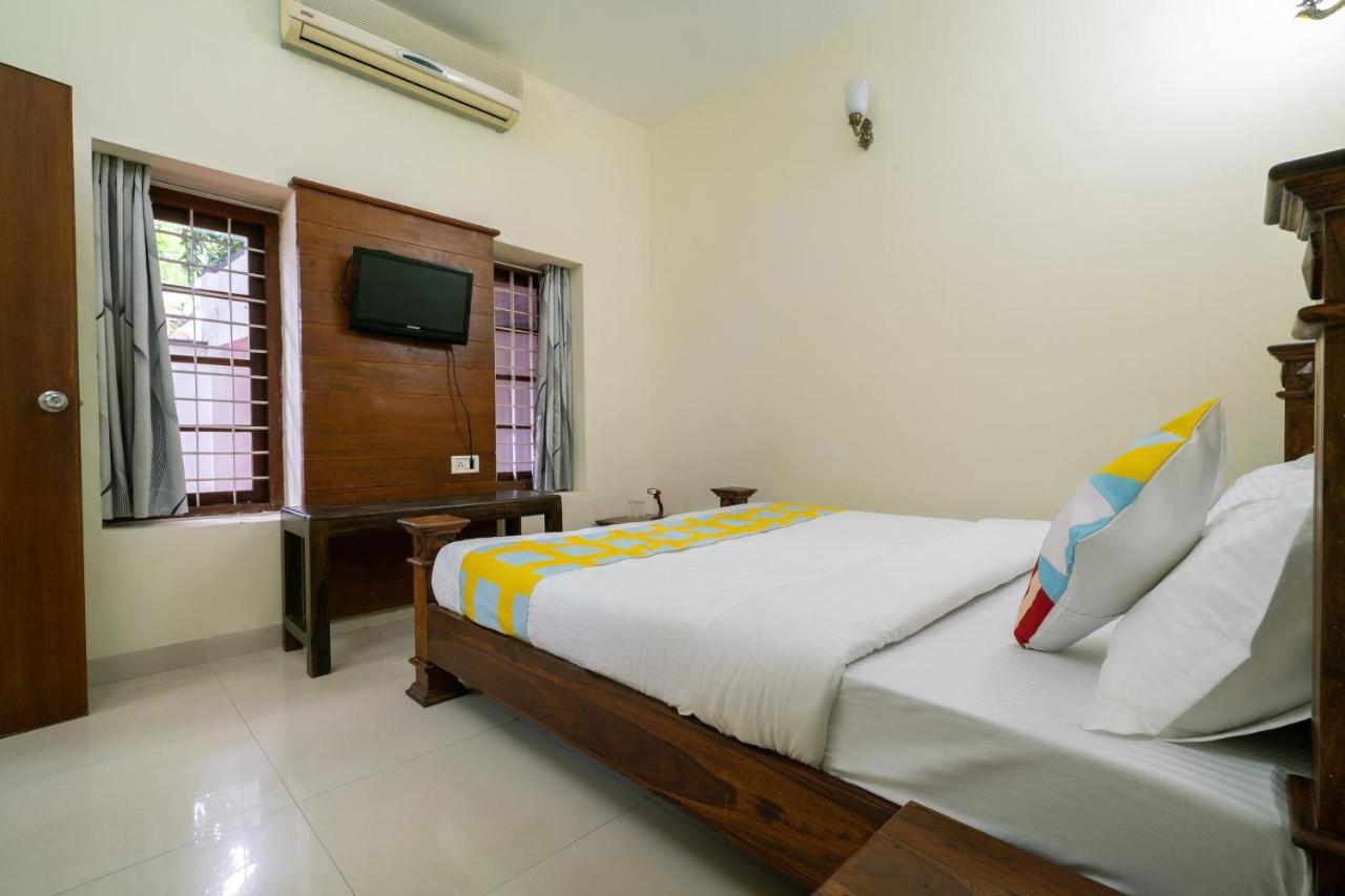 Oyo Home 63551 Pleasant Stay Near Fort Kochi Beach Exterior foto